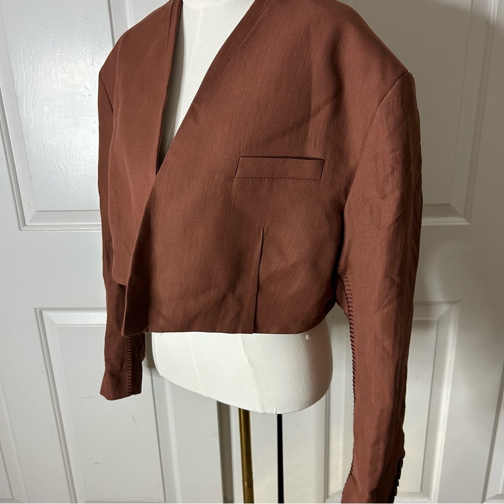 NWT H&M STUDIO COLLECTION CROPPED LINEN-BLEND BLAZER (Size XL) - Picture 5 of 9